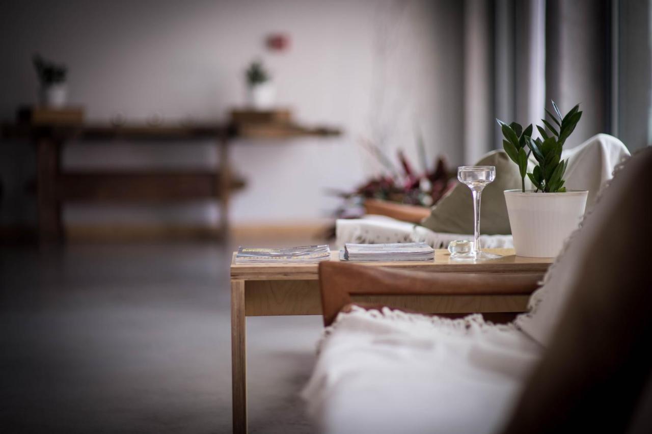Barcelona Rooms Микошево Экстерьер фото