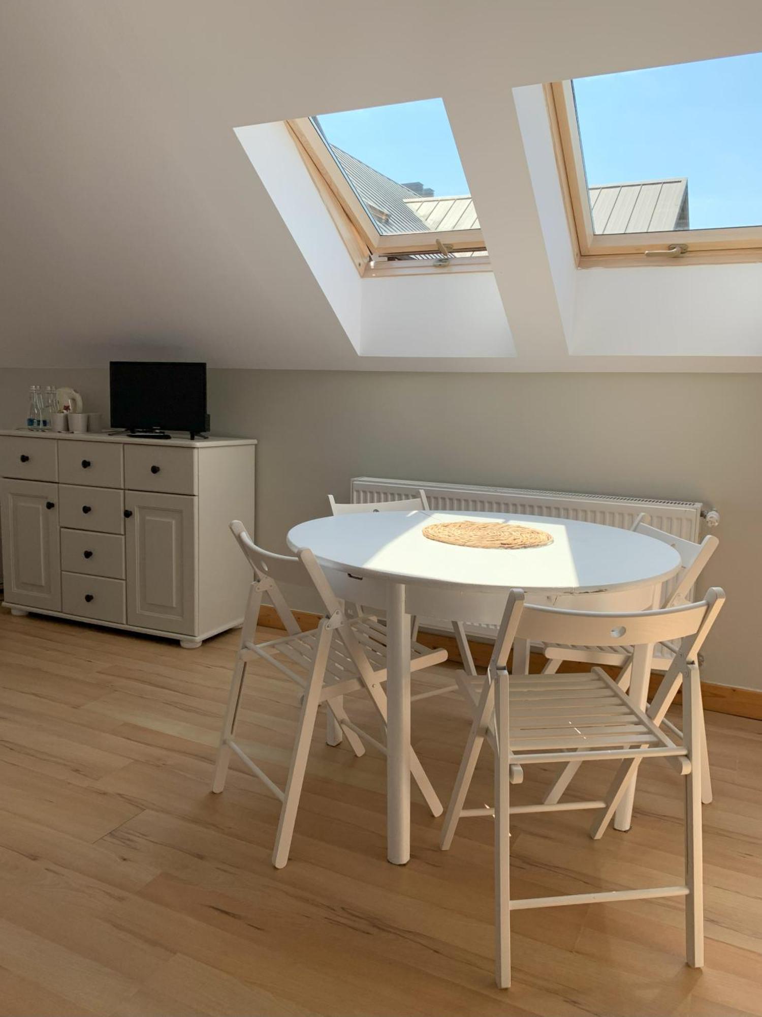 Barcelona Rooms Микошево Экстерьер фото