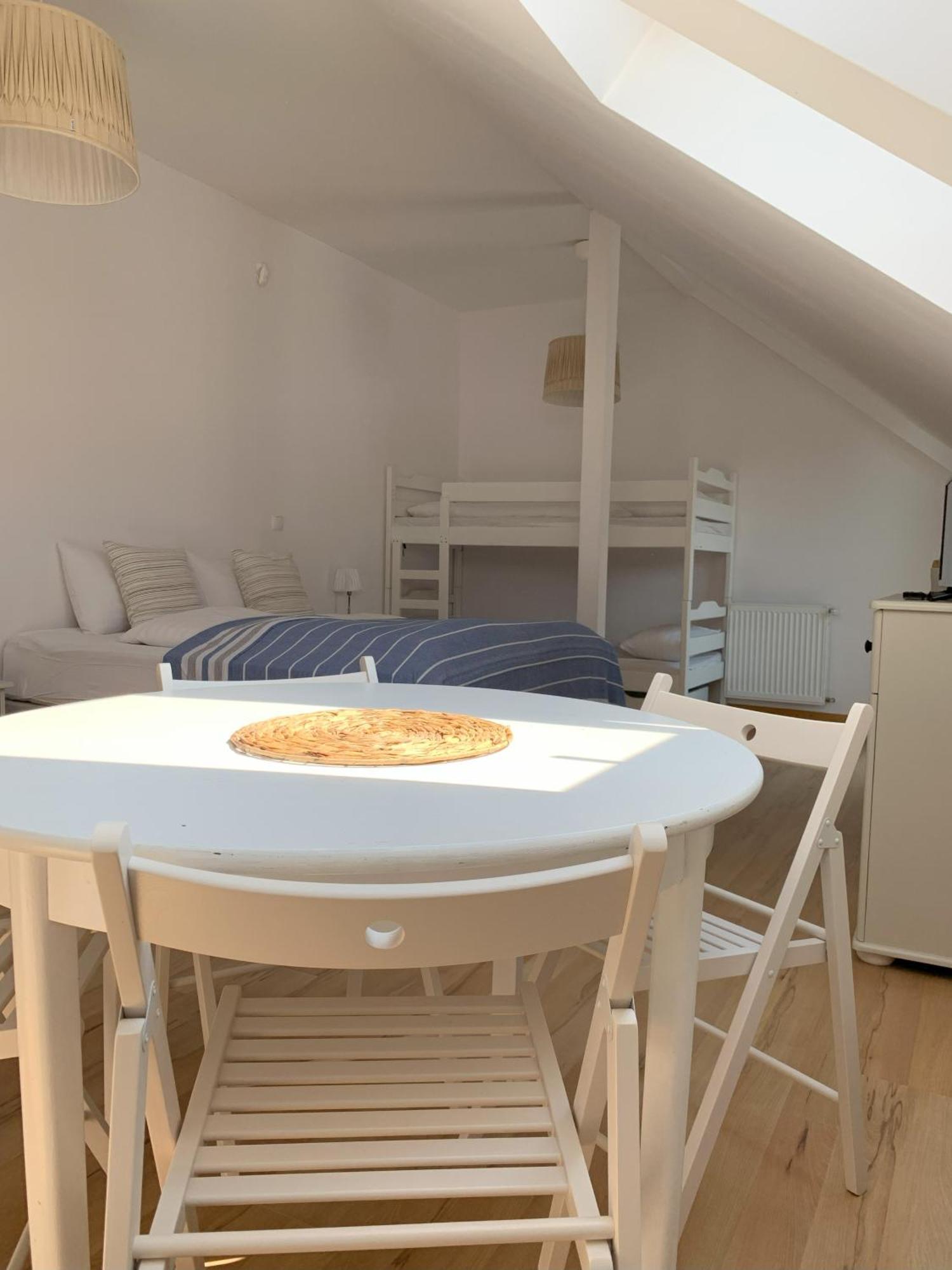 Barcelona Rooms Микошево Экстерьер фото