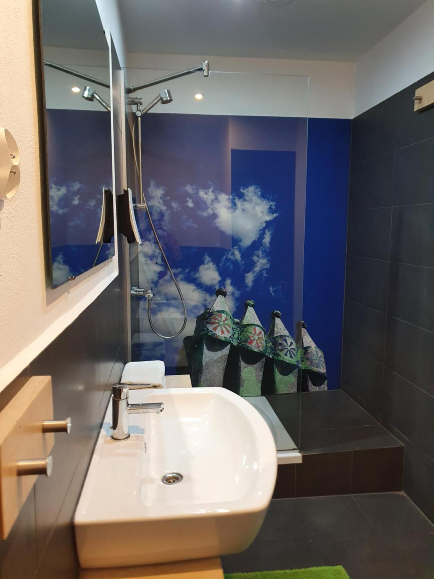 Barcelona Rooms Микошево Экстерьер фото